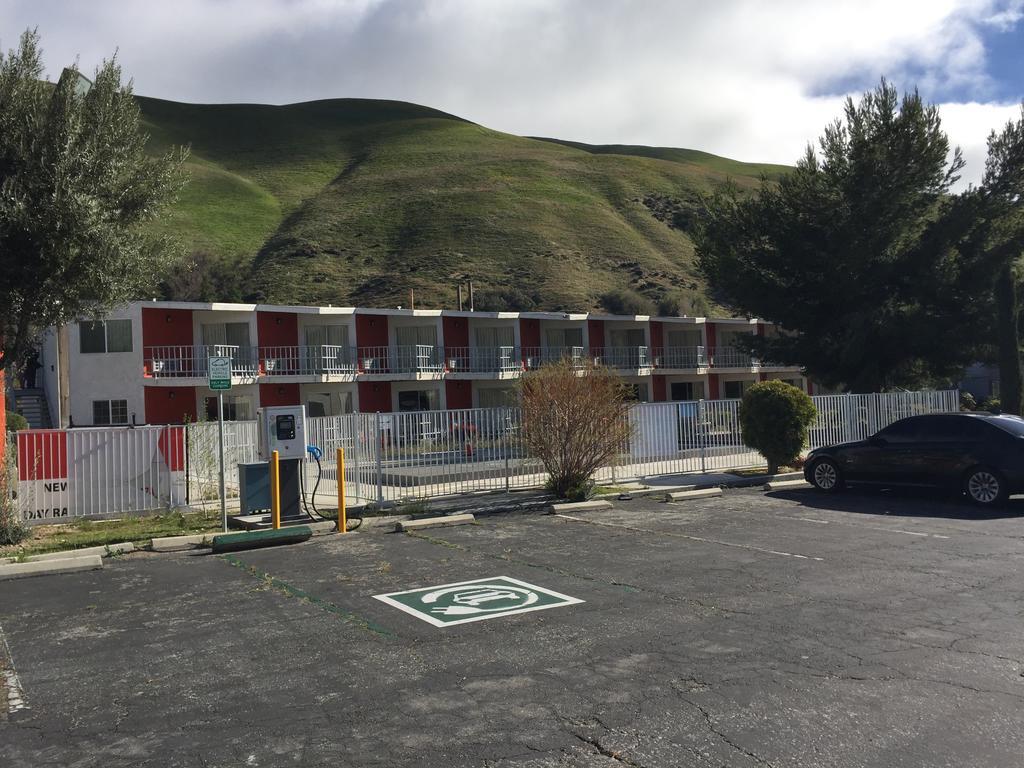 Econo Lodge Gorman Exterior photo